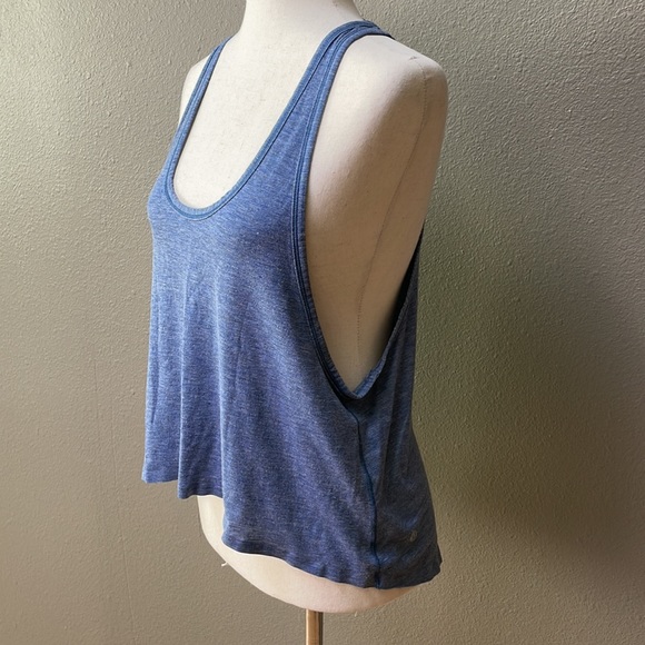 LULULEMON Intended Tank Top Dark Cobalt Blue
Yoga Exercise Open Drape Back - Picture 2 of 7